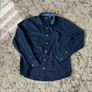 Van Heusen Men's slim fit Navy Blue Button-Up Shirt